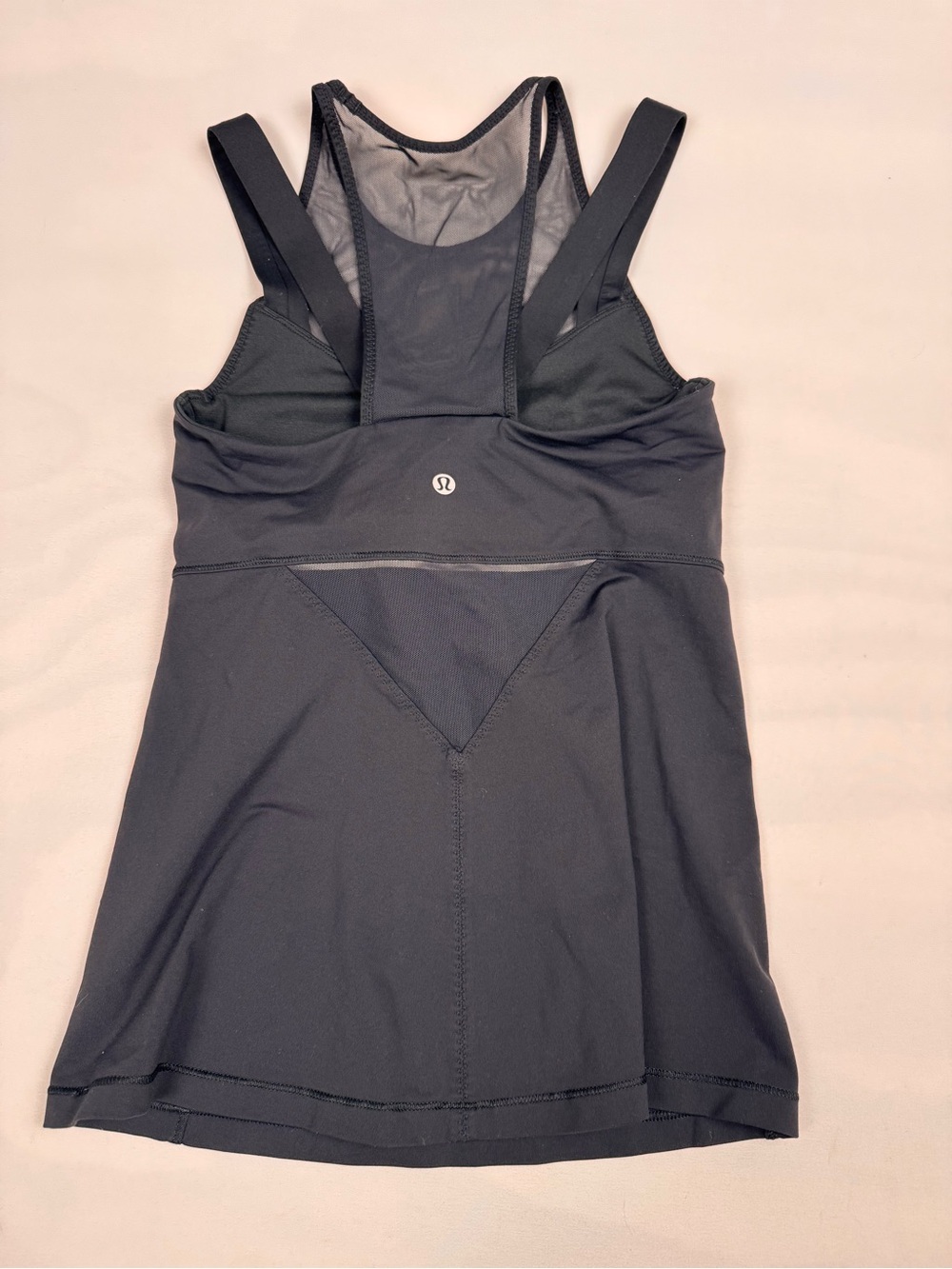 Lululemon Running In The City Tank Top Mesh Built In Bra Black Women’s 4 - Picture 2 of 4